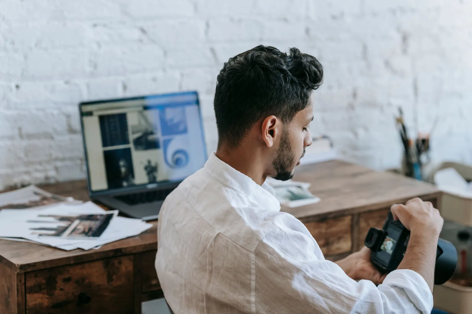 Data visualization showing highest paying freelance skills Pakistan 2026 market demand with technical SEO, development, AI, and automation specializations highlighted in orange accents