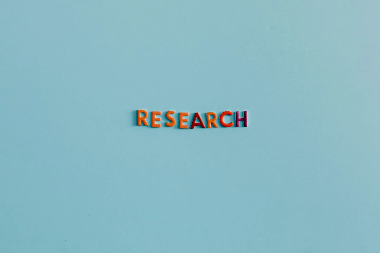 Process flow diagram illustrating local keyword research strategy USA market-by-market segmentation from national keywords down through city-level and neighborhood-level micro-market opportunities
