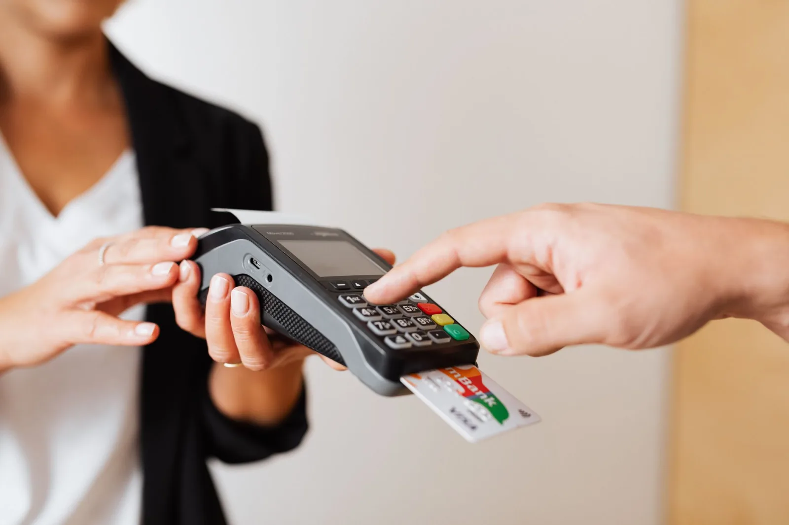 Stripe, Square, and PayPal payment processor comparison framework for payment gateway selection for online stores—side-by-side feature and fee analysis